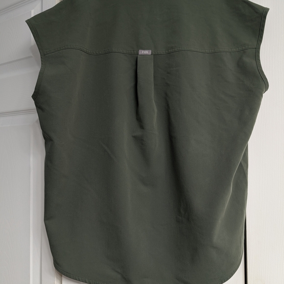 Figs Moss Rafaela-medium- Oversized Scrub Top - Picture 4 of 7